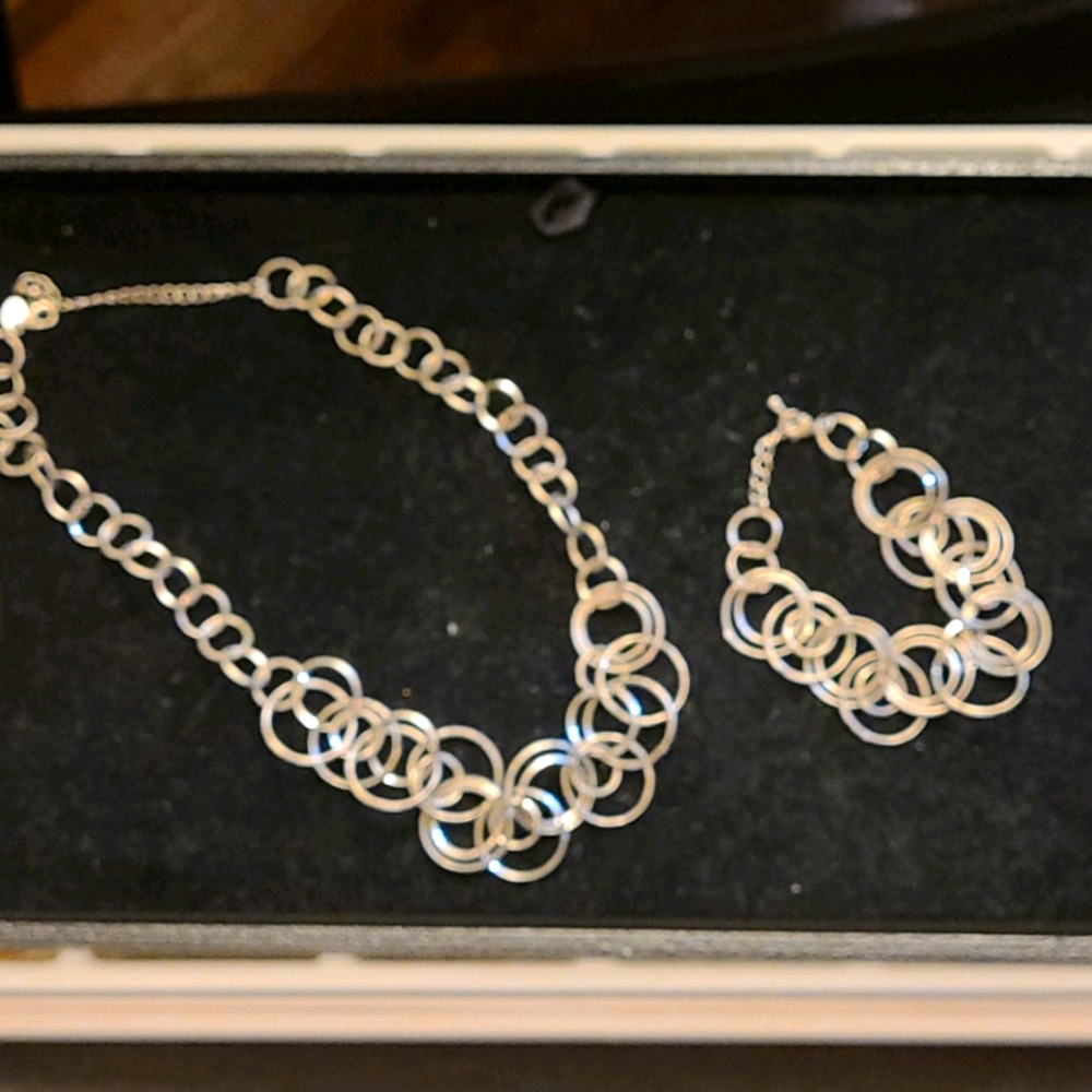 Lia Sophia necklace with matching bracelet